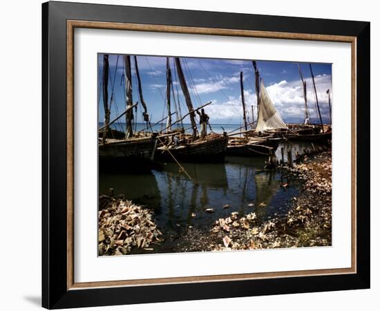 December 1946: Fishermen at in Port Au Prince Harbor in Haiti-Eliot Elisofon-Framed Photographic Print