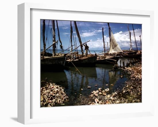 December 1946: Fishermen at in Port Au Prince Harbor in Haiti-Eliot Elisofon-Framed Photographic Print