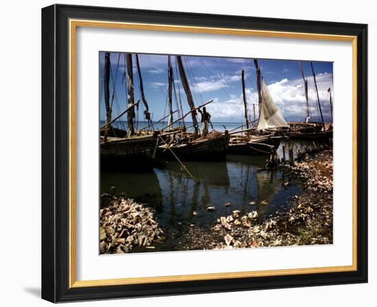 December 1946: Fishermen at in Port Au Prince Harbor in Haiti-Eliot Elisofon-Framed Photographic Print