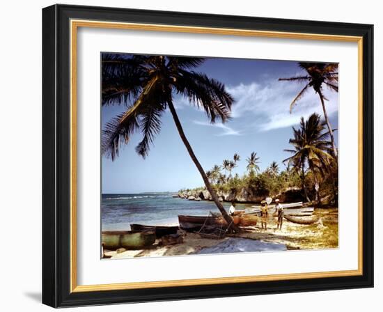December 1946: Fishermen at Runaway Bay in Jamaica-Eliot Elisofon-Framed Photographic Print
