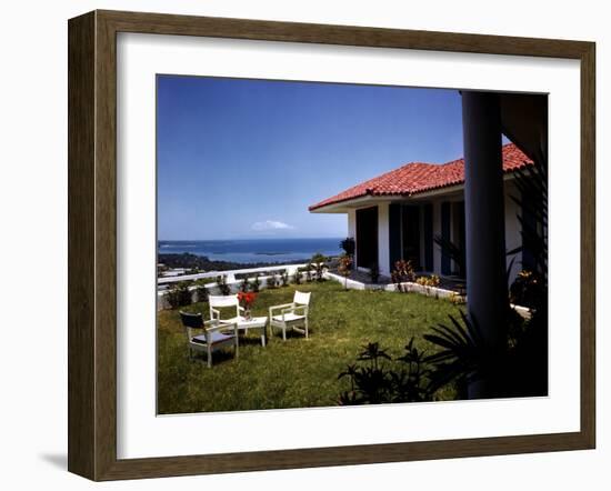 December 1946: Hotel La Citadelle in Port Au Prince, Haiti-Eliot Elisofon-Framed Photographic Print