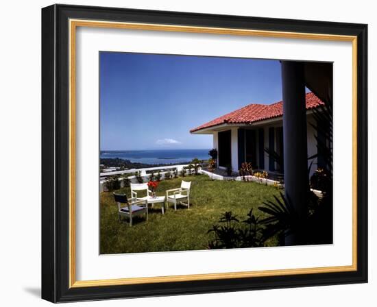 December 1946: Hotel La Citadelle in Port Au Prince, Haiti-Eliot Elisofon-Framed Photographic Print