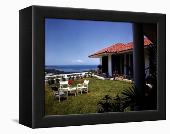 December 1946: Hotel La Citadelle in Port Au Prince, Haiti-Eliot Elisofon-Framed Premier Image Canvas