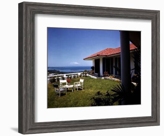 December 1946: Hotel La Citadelle in Port Au Prince, Haiti-Eliot Elisofon-Framed Photographic Print