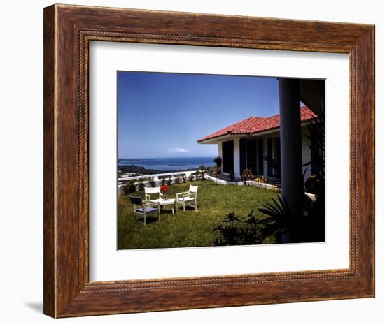 December 1946: Hotel La Citadelle in Port Au Prince, Haiti-Eliot Elisofon-Framed Photographic Print