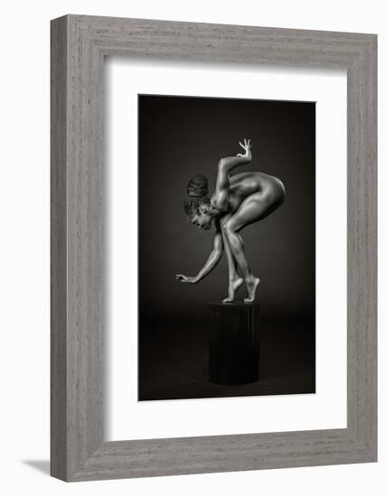 Delicately Poised-Ross Oscar-Framed Photographic Print