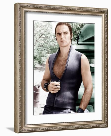 Deliverance, Burt Reynolds, 1972-null-Framed Photo