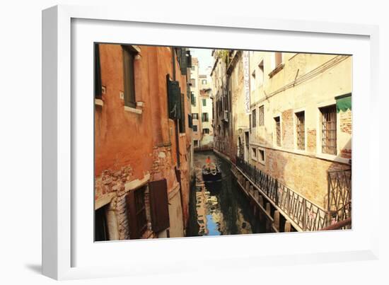 Delivery in Venice-Les Mumm-Framed Photographic Print