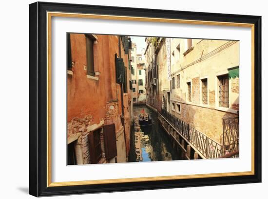 Delivery in Venice-Les Mumm-Framed Photographic Print