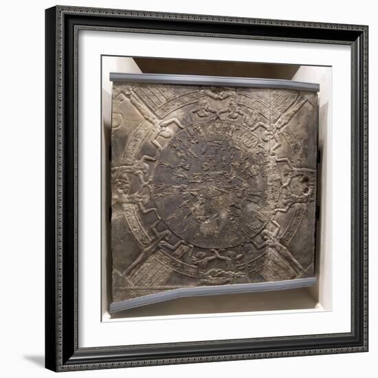 Denderah, chapelle est d'Osiris sur le temple d'Hathor, plafond : zodiaque-null-Framed Giclee Print