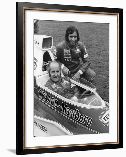 Denny Hulme and Emerson Fittipaldi, 1974-null-Framed Photographic Print