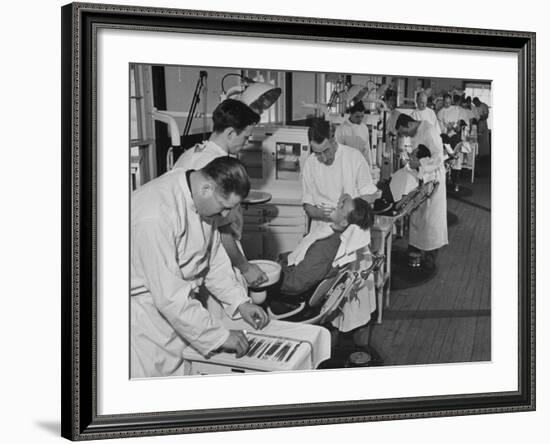 Dentists Working on Soldiers at the Ft. Meade and Walter Reed Dental Hospital-null-Framed Photographic Print