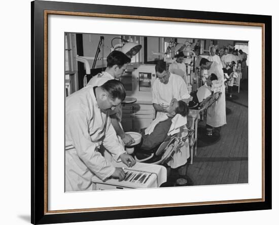 Dentists Working on Soldiers at the Ft. Meade and Walter Reed Dental Hospital-null-Framed Photographic Print