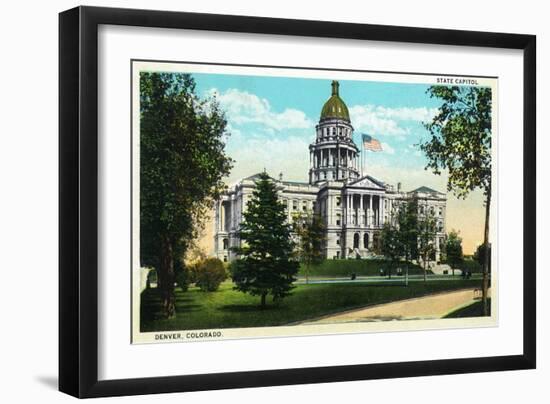 Denver, Colorado - Exterior View of the Capitol Building-Lantern Press-Framed Art Print
