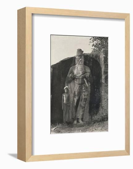 Der Tradition nach, Statue Parakrama Bahu's I., des Grossen (1164-1197 n. Chr.), Pollonnaruwa-Unknown-Framed Photographic Print