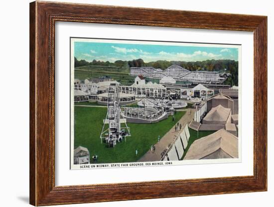 Des Moines, Iowa - State Fair Grounds; Midway Scene-Lantern Press-Framed Art Print