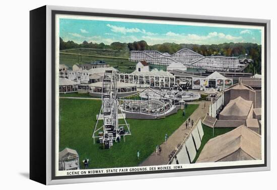 Des Moines, Iowa - State Fair Grounds; Midway Scene-Lantern Press-Framed Stretched Canvas