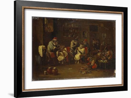 Des singes barbiers rasent et coiffent des chats-null-Framed Giclee Print