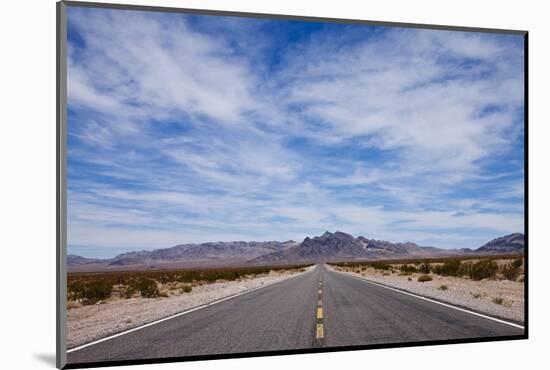 Desert Highway in Nevada-Paul Souders-Mounted Photographic Print