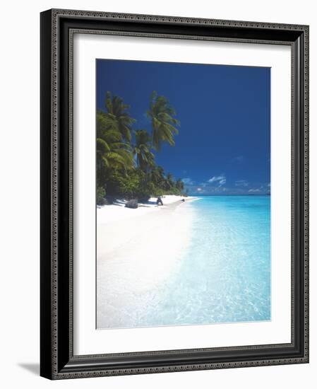 Desert Island, Baa Atoll, the Maldives, Indian Ocean, Asia-Sakis Papadopoulos-Framed Photographic Print