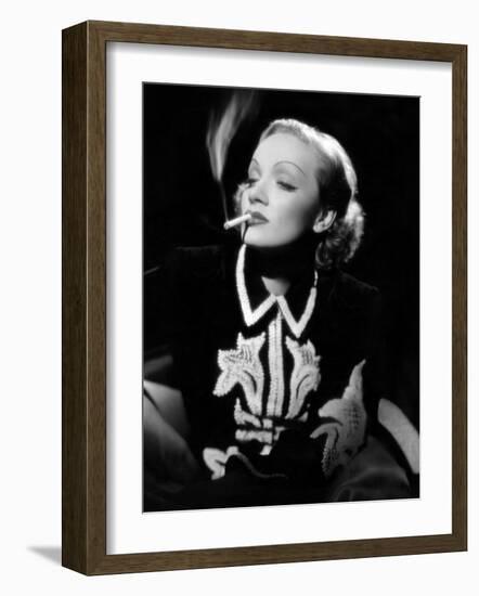 Desire, Marlene Dietrich, 1936-null-Framed Photo