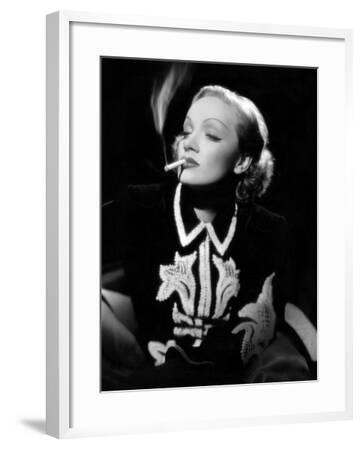 'Desire, Marlene Dietrich, 1936' Photo | Art.com