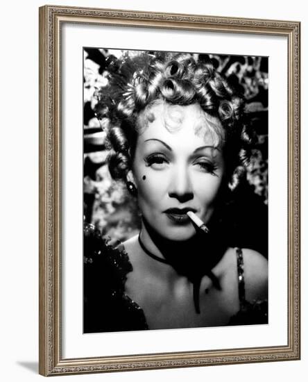 Destry Rides Again, Marlene Dietrich, 1939-null-Framed Photo