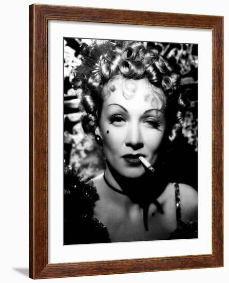 Destry Rides Again, Marlene Dietrich, 1939-null-Framed Photo