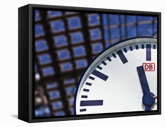 Deutsche Bahn Railway Station Clock in the Berlin Main Railway Station, Hauptbahnhoftiergarten, Ber-Cahir Davitt-Framed Premier Image Canvas