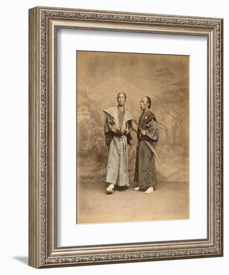 Deux hommes en costume traditionnel, samouraï-null-Framed Giclee Print