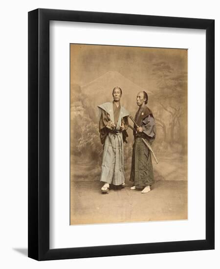 Deux hommes en costume traditionnel, samouraï-null-Framed Giclee Print