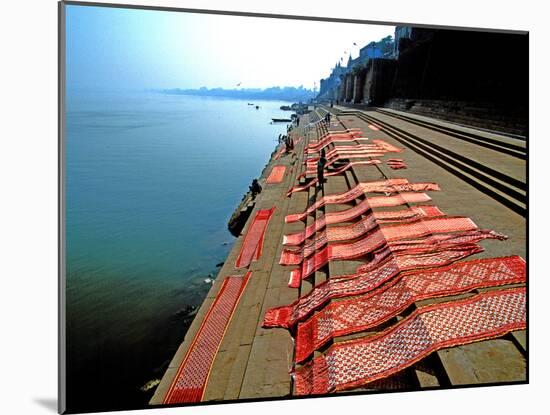 Dhobi Ghat, Varanasi, Uttar Pradesh, India, Asia-Godong-Mounted Photographic Print