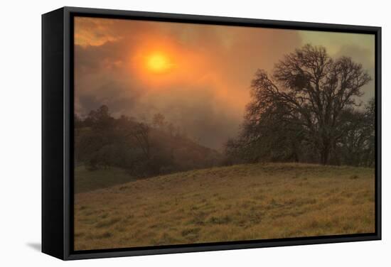 Diablo Sunscape-Vincent James-Framed Premier Image Canvas