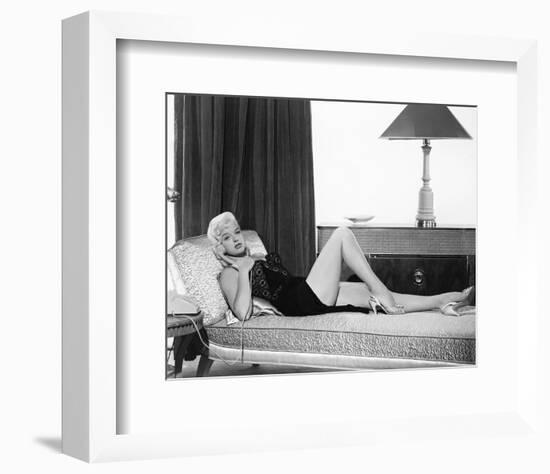 Diana Dors-null-Framed Photo