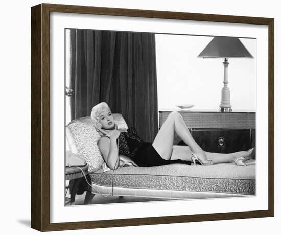 Diana Dors-null-Framed Photo