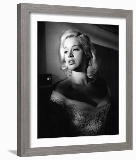 Diana Dors-null-Framed Photo