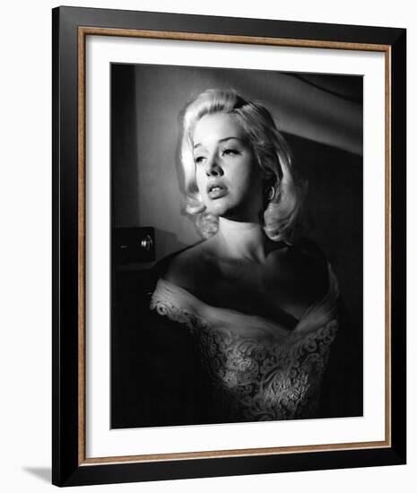 Diana Dors-null-Framed Photo