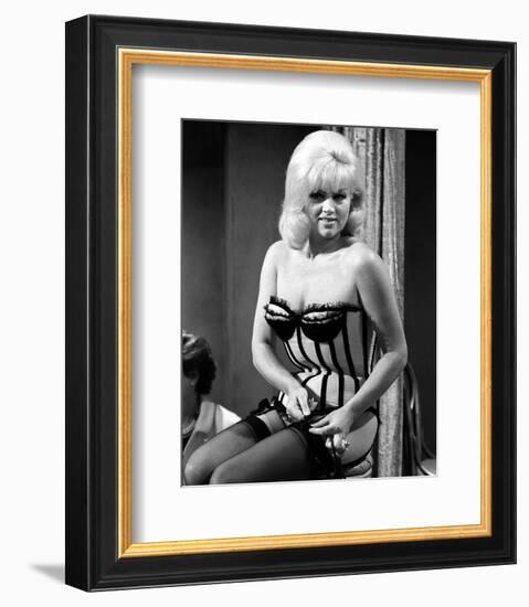 Diana Dors-null-Framed Photo