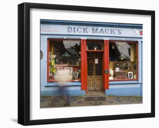 Dick Mack's, Dingle, Dingle Peninsula, County Kerry, Munster, Republic of Ireland-Doug Pearson-Framed Photographic Print