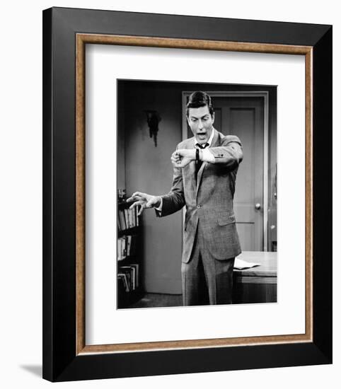 Dick Van Dyke, The Dick Van Dyke Show (1961)-null-Framed Photo