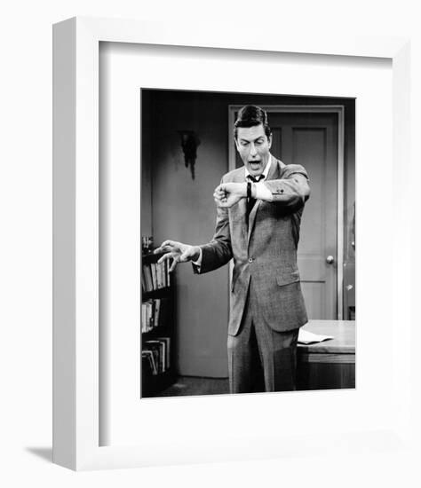 Dick Van Dyke, The Dick Van Dyke Show (1961)-null-Framed Photo