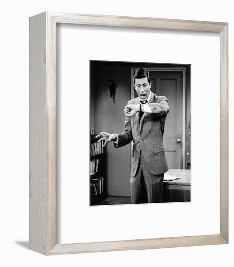 Dick Van Dyke, The Dick Van Dyke Show (1961)-null-Framed Photo