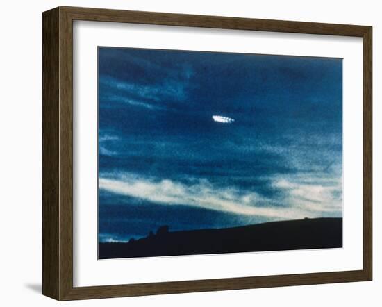 Dickeson UFO-null-Framed Photographic Print