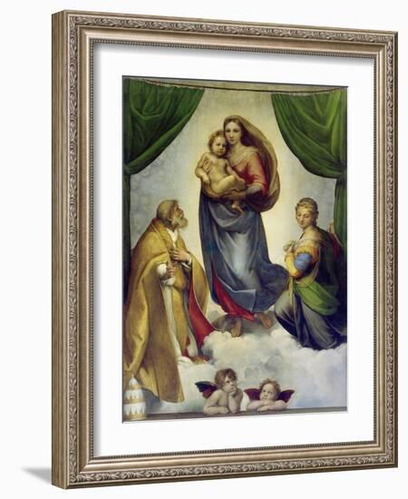 Die Sixtinische Madonna. 1512 - 1513-Raphael (Raffaello Sanzio)-Framed Giclee Print