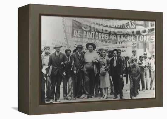 Diego Rivera and Frida Kahlo in the May Day Parade, Mexico City, 1st May 1929-Tina Modotti-Framed Premier Image Canvas