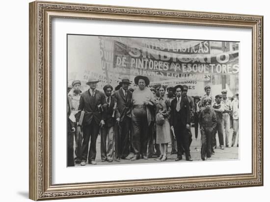 Diego Rivera and Frida Kahlo in the May Day Parade, Mexico City, 1st May 1929-Tina Modotti-Framed Photographic Print