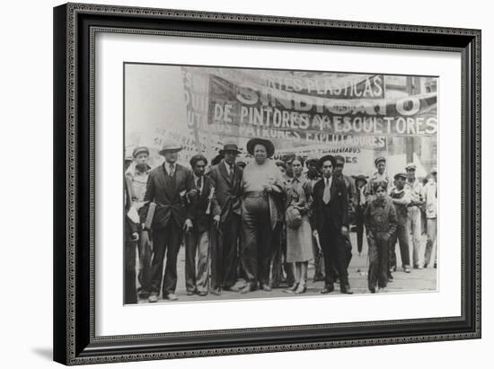 Diego Rivera and Frida Kahlo in the May Day Parade, Mexico City, 1st May 1929-Tina Modotti-Framed Photographic Print