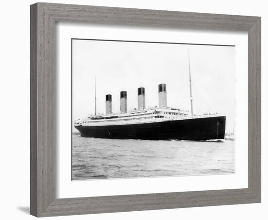 Digitally Restored Photo of RMS Titantic Departing Southampton-null-Framed Premium Photographic Print