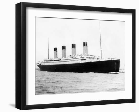 Digitally Restored Photo of RMS Titantic Departing Southampton-null-Framed Photographic Print