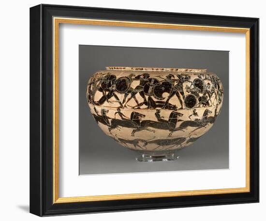 Dinos à figures noires : Héraclès et les Amazones, course de chevaux et frise d'animaux-Tyrrhénien Groupe-Framed Giclee Print